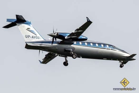 Piaggio P-180 Avanti Evo